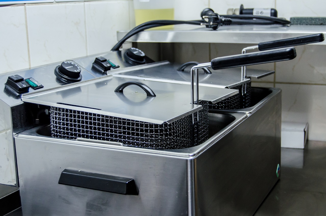 fryer, kitchen, equipment-2768201.jpg